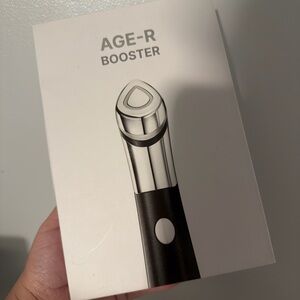 Medicube AGE-R Booster-H Device – New With Box-never opened.